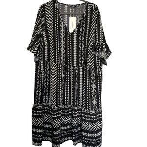 Bloomchic Black White‎ Tribal Print Knee Length Dress Size 22/24 NWT